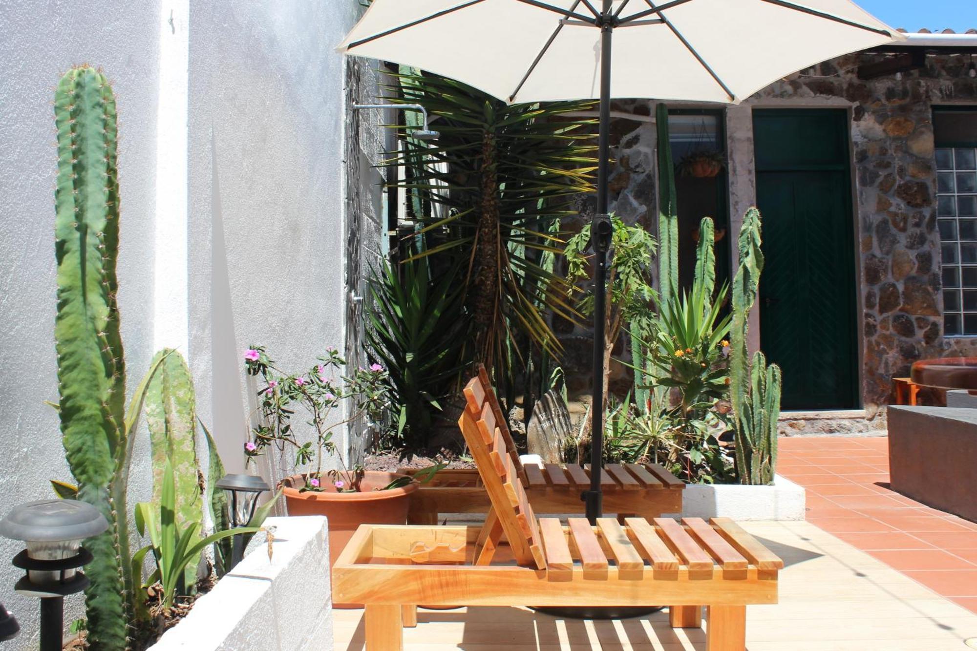 Hostal Pimampiro Puerto Baquerizo Moreno Exterior photo